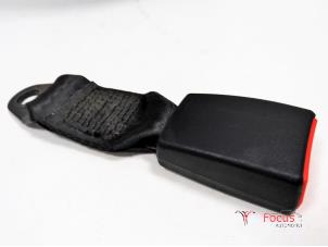 Usagé Insertion ceinture de sécurité arrière droite Ford Ka II 1.2 Prix € 10,00 Règlement à la marge proposé par Focus Automotive