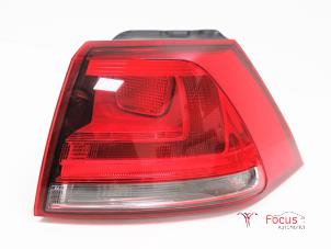 Usados Luz trasera derecha Volkswagen Golf VII (AUA) 1.6 TDI 16V Precio € 50,00 Norma de margen ofrecido por Focus Automotive