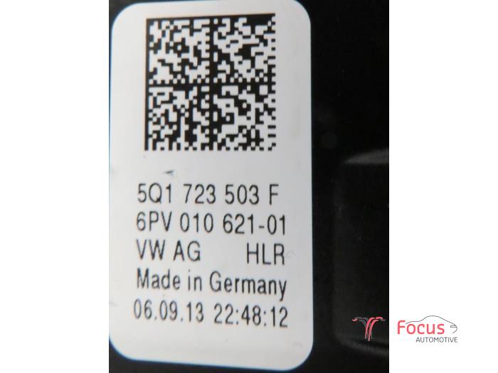 Gaspedalposition Sensor van een Volkswagen Golf VII (AUA) 1.6 TDI 16V 2013