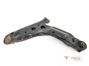 Used Front wishbone, right Hyundai i10 (F5) 1.0i 12V Price € 17,50 Margin scheme offered by Focus Automotive