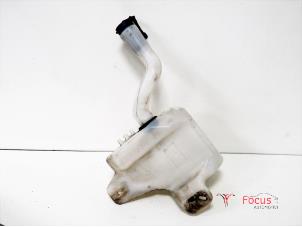 Used Front windscreen washer reservoir Alfa Romeo MiTo (955) 1.4 Price € 10,00 Margin scheme offered by Focus Automotive