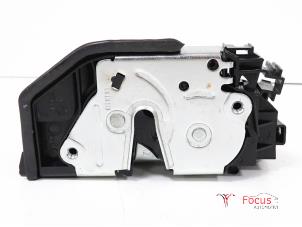 Used Rear door mechanism 4-door, right BMW 3 serie Touring (F31) 320d 2.0 16V Efficient Dynamics Edition Price € 25,00 Margin scheme offered by Focus Automotive