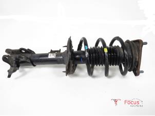 Used Front shock absorber rod, right Kia Cee'd (JDB5) 1.4i 16V Price € 100,00 Margin scheme offered by Focus Automotive