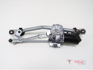Used Wiper motor + mechanism Kia Cee'd (JDB5) 1.4i 16V Price € 175,00 Margin scheme offered by Focus Automotive