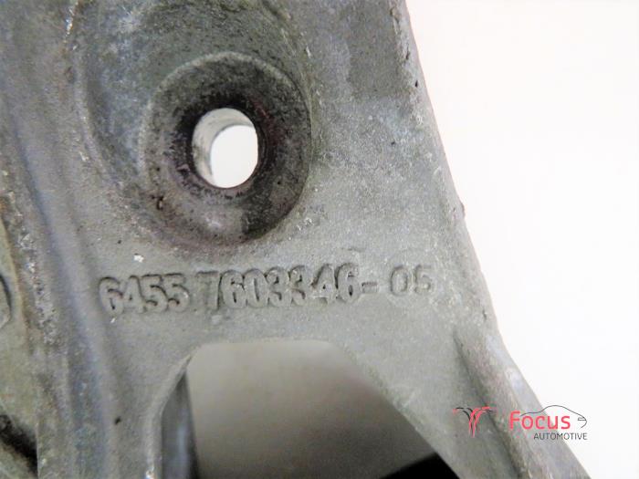 Engine mount BMW 1 serie 116i 1.6 16V 67871110 N13B16A