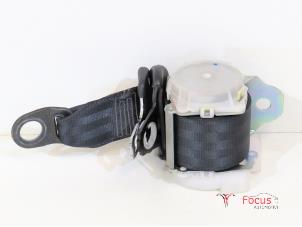 Used Rear seatbelt, right Toyota Aygo (B10) 1.0 12V VVT-i Price € 10,00 Margin scheme offered by Focus Automotive