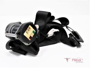 Used Rear seatbelt, right Opel Zafira (M75) 1.9 CDTI Price € 10,00 Margin scheme offered by Focus Automotive