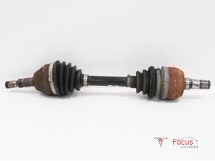 Used Front drive shaft, left Opel Zafira (M75) 1.9 CDTI Price € 25,00 Margin scheme offered by Focus Automotive