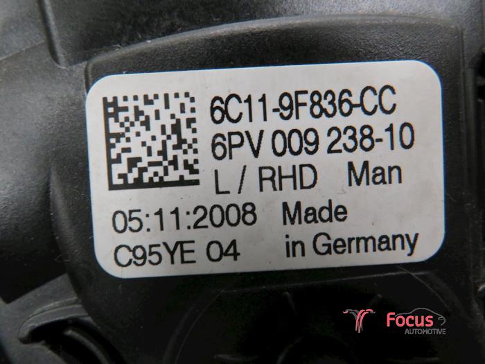 Sensor de posición de acelerador de un Ford Transit 2.2 TDCi 16V 2009