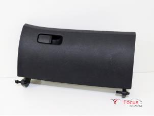 Used Glovebox Skoda Fabia II (5J) 1.2 TSI Price € 30,00 Margin scheme offered by Focus Automotive