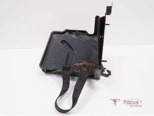 Used Battery box Ford Ka II 1.3 TDCi 16V Price € 10,00 Margin scheme offered by Focus Automotive