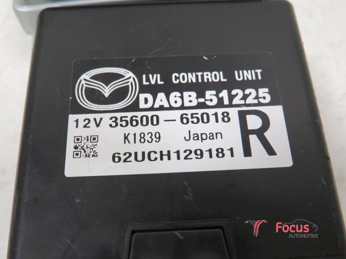 Computer lighting module from a Mazda 2 (DJ/DL) 1.5 SkyActiv-G 115 2016