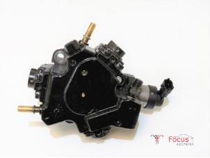 Używane Mechaniczna pompa paliwa Renault Grand Scénic III (JZ) 1.6 dCi Cena € 275,00 Procedura marży oferowane przez Focus Automotive