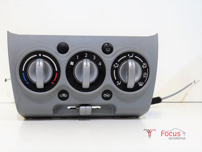 Heater control panel from a Suzuki Alto (GF) 1.0 12V 2009