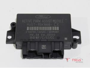 Używane Modul czujników parkowania Ford Fiesta 7 1.0 EcoBoost 12V 100 Cena € 50,00 Procedura marży oferowane przez Focus Automotive