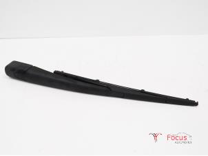Used Rear wiper arm Kia Cee'd (EDB5) 1.4 CVVT 16V Price € 17,50 Margin scheme offered by Focus Automotive