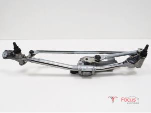 Used Wiper motor + mechanism BMW 3 serie (E90) 320d 16V Price € 19,95 Margin scheme offered by Focus Automotive