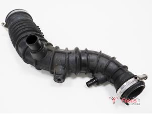Used Air intake hose Renault Clio IV (5R) 0.9 Energy TCE 90 12V Price € 30,00 Margin scheme offered by Focus Automotive