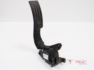 Used Throttle pedal position sensor Renault Clio IV Estate/Grandtour (7R) 1.5 Energy dCi 90 FAP Price € 15,00 Margin scheme offered by Focus Automotive