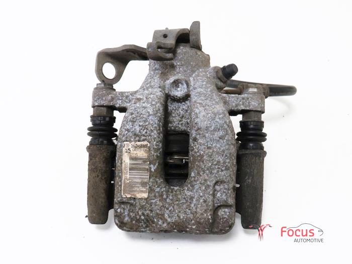 Rear brake calliper, left from a Peugeot 2008 (CU) 1.2 Vti 12V PureTech 82 2015