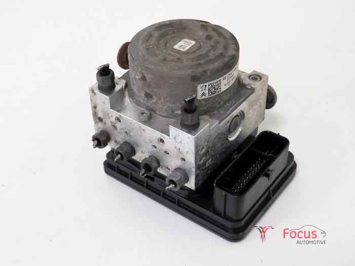Używane Pompa ABS Peugeot 2008 (CU) 1.2 Vti 12V PureTech 82 Cena € 69,95 Procedura marży oferowane przez Focus Automotive