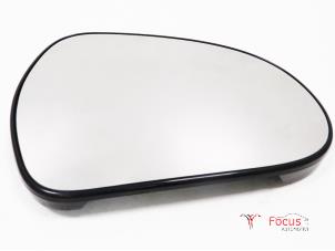 Used Mirror glass, right Peugeot 207 SW (WE/WU) 1.6 16V Price € 12,50 Margin scheme offered by Focus Automotive