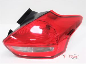 Used Taillight, right Ford Focus 3 1.0 Ti-VCT EcoBoost 12V 100 Price € 75,00 Margin scheme offered by Focus Automotive