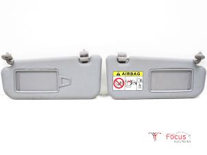 Used Sun visor Kia Rio III (UB) 1.2 CVVT 16V Price € 35,00 Margin scheme offered by Focus Automotive