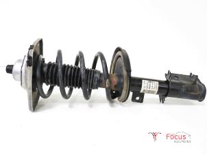 Used Front shock absorber rod, right Peugeot Expert (G9) 2.0 HDiF 16V 130 Price € 29,95 Margin scheme offered by Focus Automotive