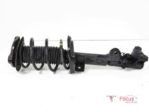 Used Front shock absorber rod, right Mercedes C (W204) 2.2 C-200 CDI 16V BlueEFFICIENCY Price € 79,95 Margin scheme offered by Focus Automotive