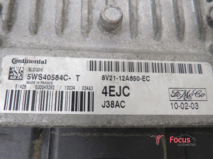 Calculateur moteur d'un Ford Fiesta 6 (JA8) 1.4 TDCi 2010