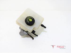 Used Master cylinder Mini Countryman (R60) 1.6 16V One Price € 35,00 Margin scheme offered by Focus Automotive