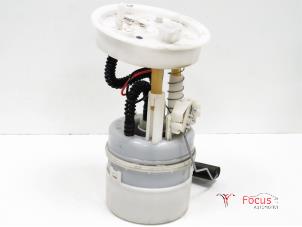 Used Electric fuel pump Mini Mini (R56) 1.6 16V One Price € 35,00 Margin scheme offered by Focus Automotive