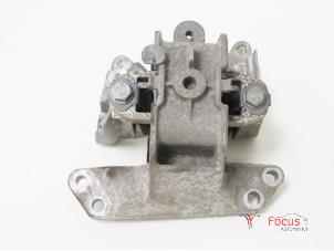 Used Gearbox mount Peugeot 508 SW (8E/8U) 1.6 HDiF 16V Price € 37,50 Margin scheme offered by Focus Automotive