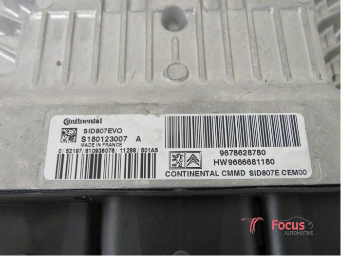Zündschloss + Steuergerät van een Peugeot 508 SW (8E/8U) 1.6 HDiF 16V 2011