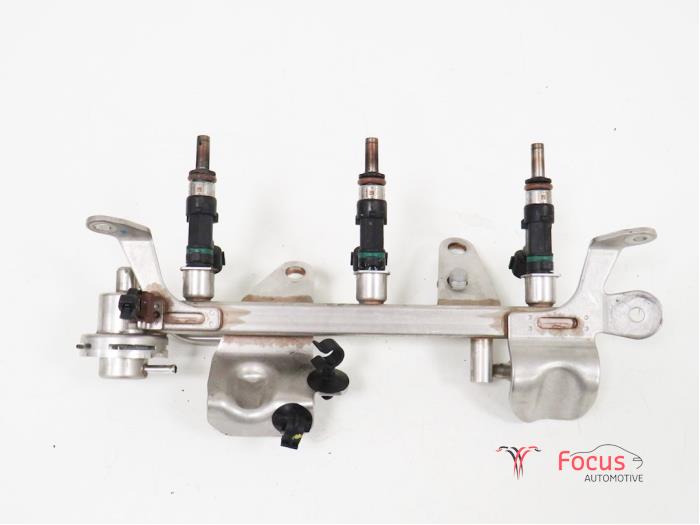 Usagé Système d'injection Renault Clio IV (5R) 0.9 Energy TCE 90 12V Prix € 60,00 Règlement à la marge proposé par Focus Automotive