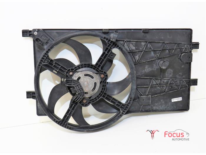 Używane Wentylator Fiat Fiorino (225) 1.3 JTD 16V Multijet Cena € 24,95 Procedura marży oferowane przez Focus Automotive