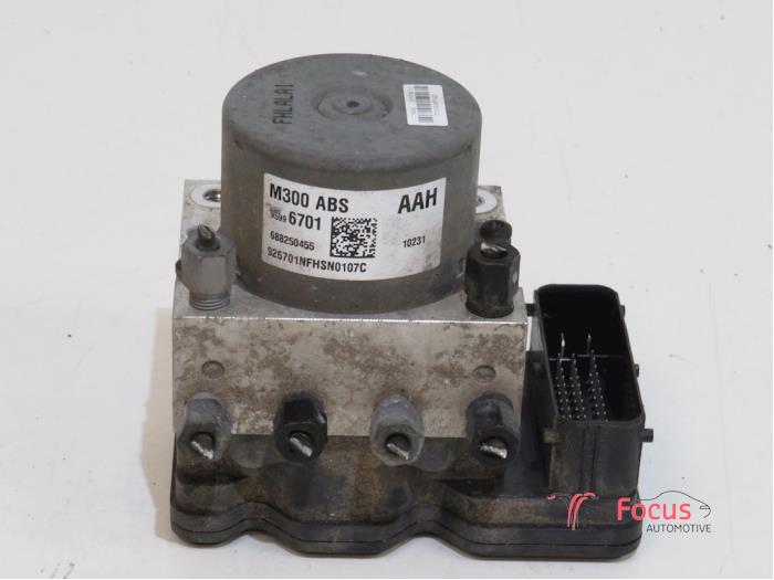 Begagnade ABS-pump Chevrolet Spark 1.0 16V Pris € 19,95 Marginaltabell erbjuds av Focus Automotive
