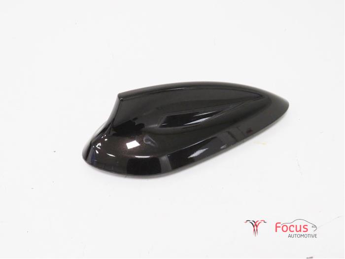 Używane Antena GPS BMW 1 serie (F20) 116d 1.5 12V TwinPower Cena € 24,95 Procedura marży oferowane przez Focus Automotive