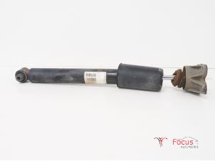 Used Rear shock absorber, left BMW 1 serie (F21) 116d 2.0 16V Price € 35,00 Margin scheme offered by Focus Automotive