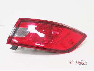 Used Taillight, right Renault Clio IV (5R) 0.9 Energy TCE 90 12V Price € 14,99 Margin scheme offered by Focus Automotive