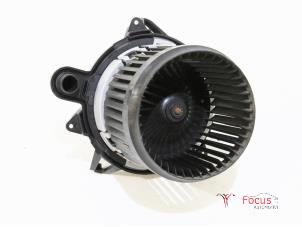 Used Heating and ventilation fan motor Renault Grand Scénic IV (RFAR) 1.5 Energy dCi 110 Price € 100,00 Margin scheme offered by Focus Automotive