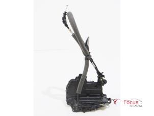 Used Rear door mechanism 4-door, right Renault Clio V (RJAB) 1.0 TCe 100 12V Price € 45,00 Margin scheme offered by Focus Automotive