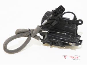 Used Front door lock mechanism 4-door, right Renault Clio V (RJAB) 1.0 TCe 100 12V Price € 75,00 Margin scheme offered by Focus Automotive