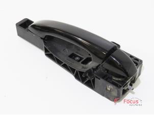 Used Front door handle 4-door, right Renault Clio V (RJAB) 1.0 TCe 100 12V Price € 35,00 Margin scheme offered by Focus Automotive