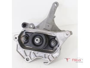 Used Gearbox mount Renault Clio V (RJAB) 1.0 TCe 100 12V Price € 75,00 Margin scheme offered by Focus Automotive
