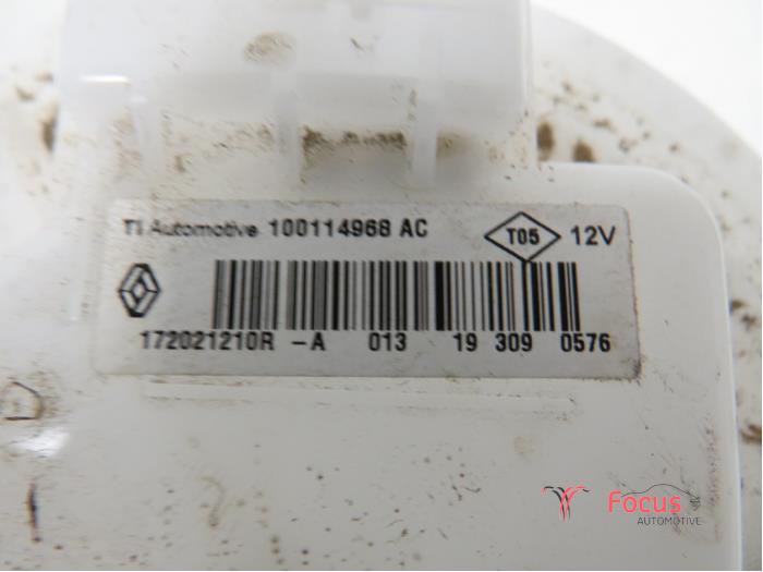 Bomba eléctrica de combustible de un Renault Clio V (RJAB) 1.0 TCe 100 12V 2019