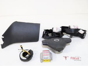Używane Zestaw + Modul poduszki powietrznej Nissan Pixo (D31S) 1.0 12V Cena € 295,00 Procedura marży oferowane przez Focus Automotive
