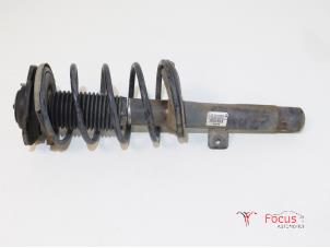Used Front shock absorber rod, right Peugeot 206+ (2L/M) 1.4 HDi Price € 25,00 Margin scheme offered by Focus Automotive