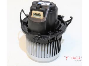 Used Heating and ventilation fan motor Renault Clio IV (5R) 1.5 dCi 75 FAP Price € 25,00 Margin scheme offered by Focus Automotive